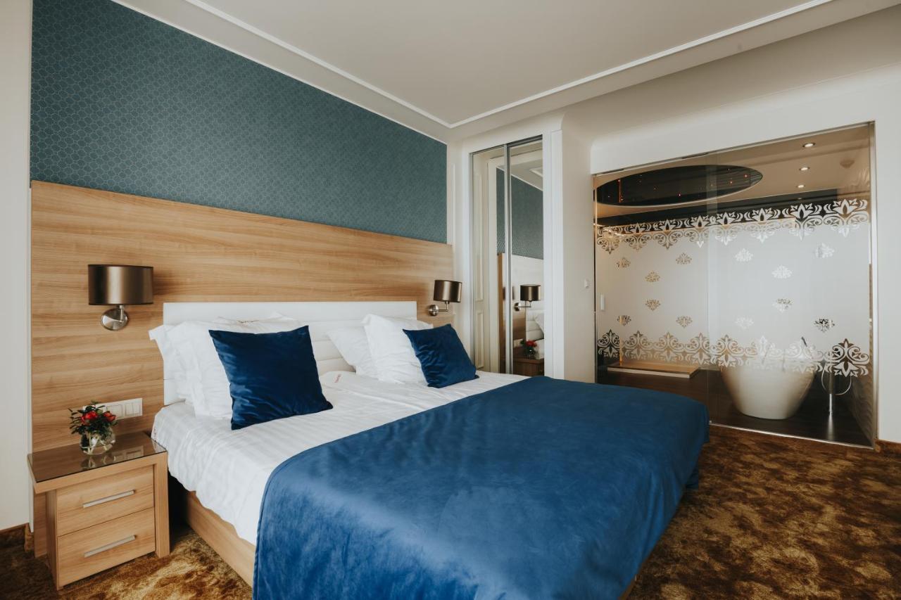 Hotel Sulkowski Conference Resort Boguszyn  외부 사진