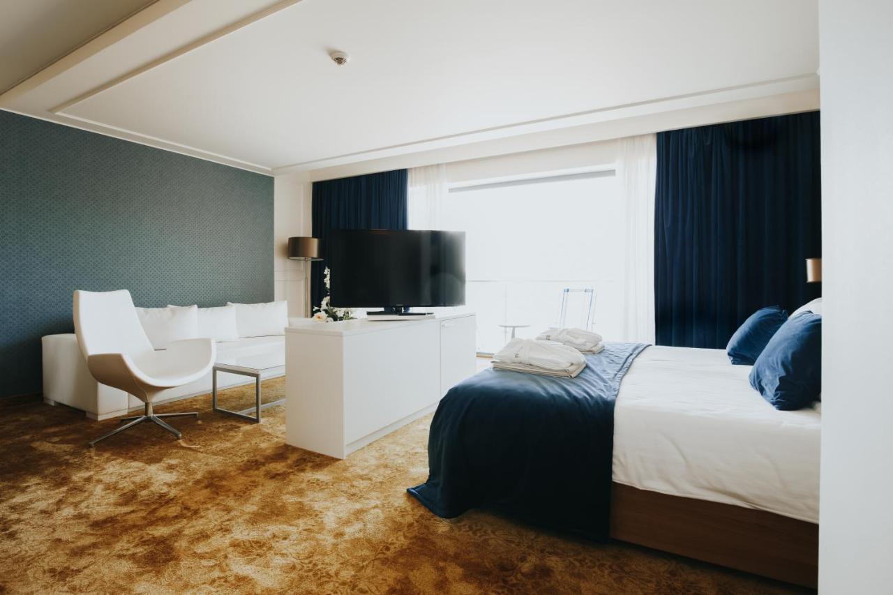 Hotel Sulkowski Conference Resort Boguszyn  외부 사진