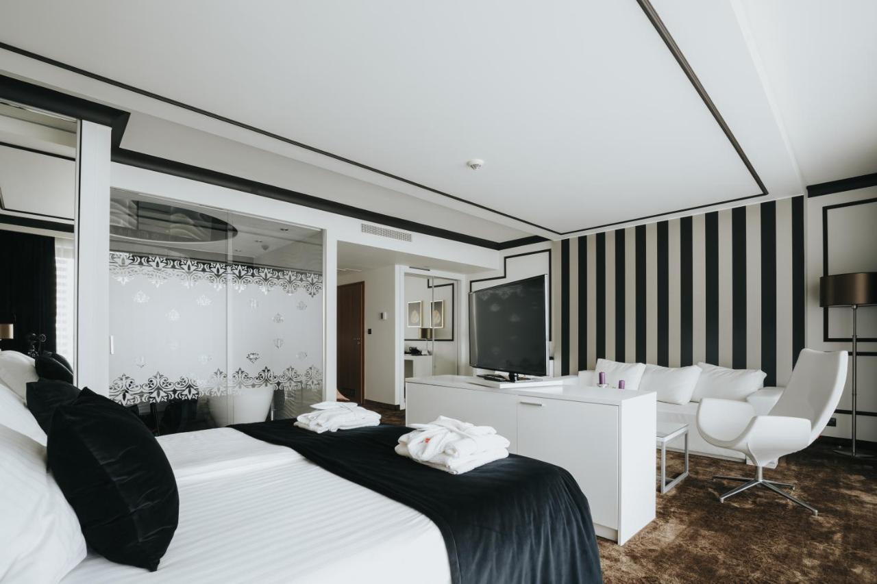 Hotel Sulkowski Conference Resort Boguszyn  외부 사진