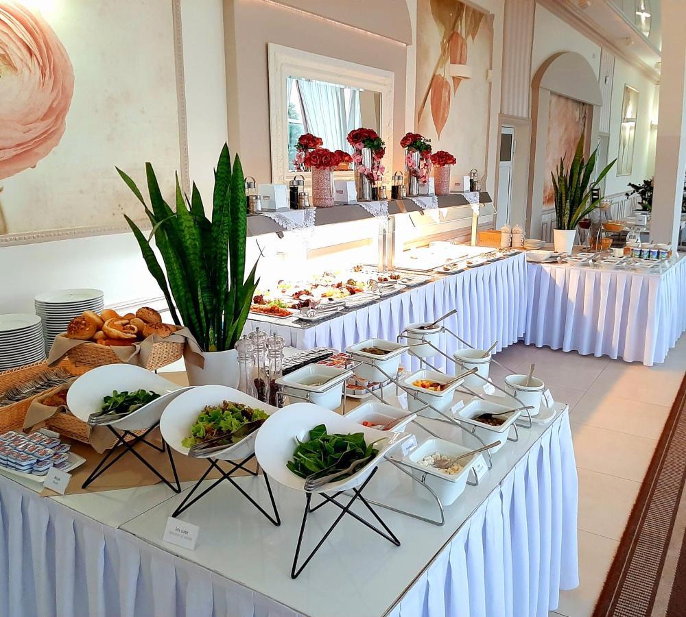 Hotel Sulkowski Conference Resort Boguszyn  외부 사진